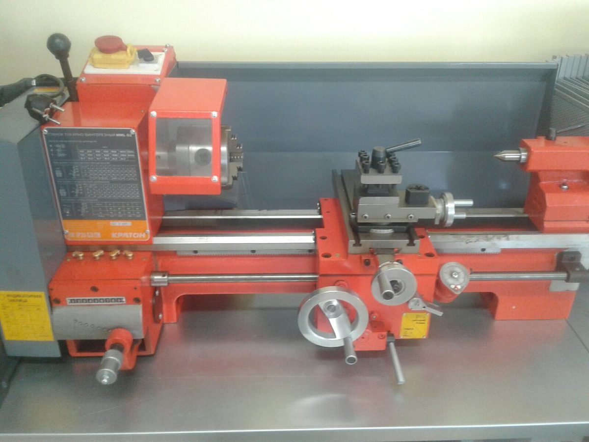 CNC Turning vs. Milling: Choosing the Right Process