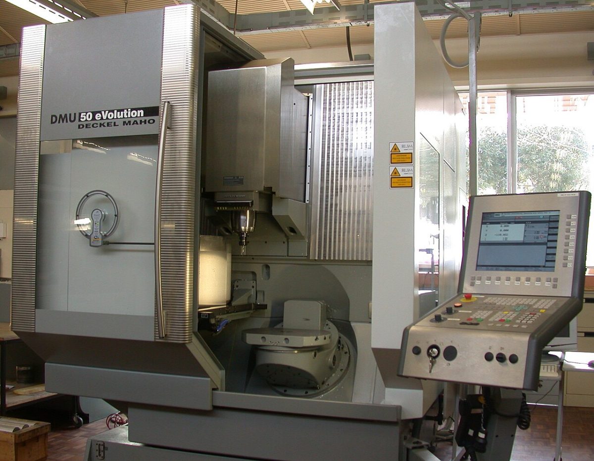Counterbore vs Countersink vs Spotface: Designing Bolt-Head Recesses