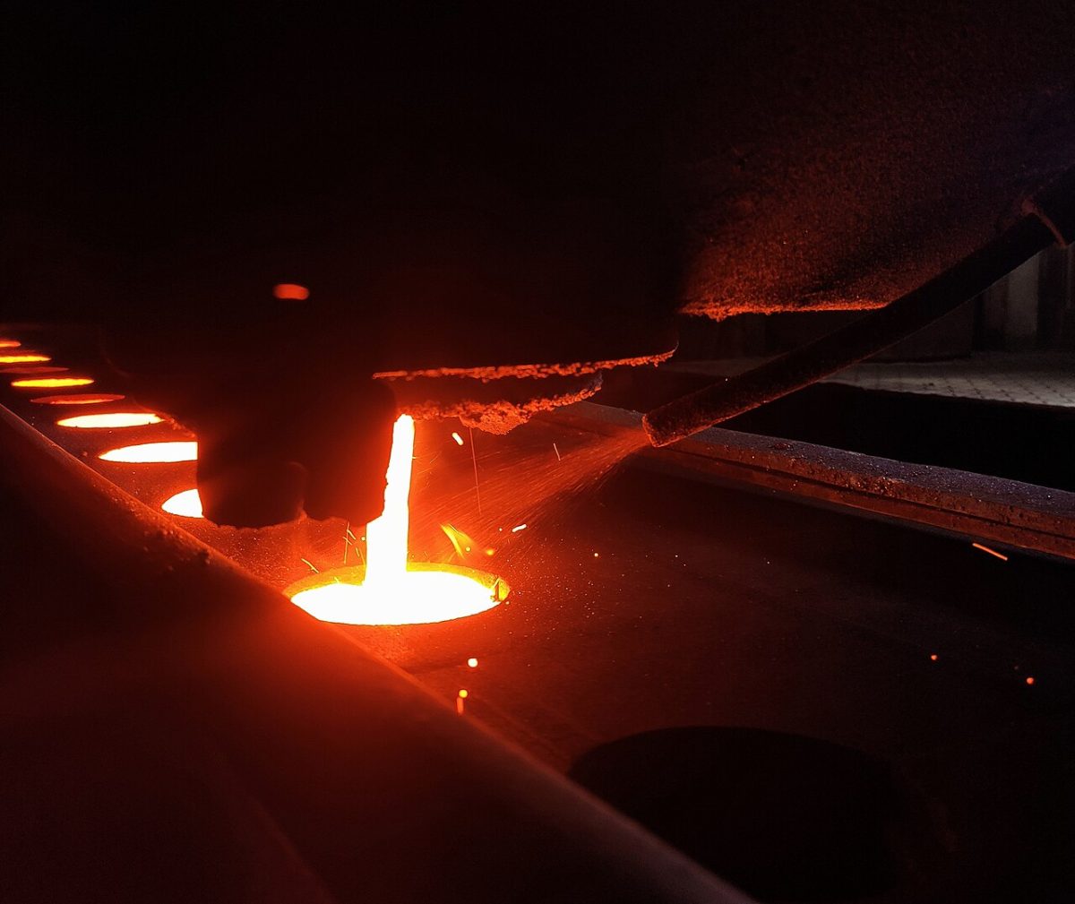 Investment Casting vs. Sand Casting: A Buyer's Guide